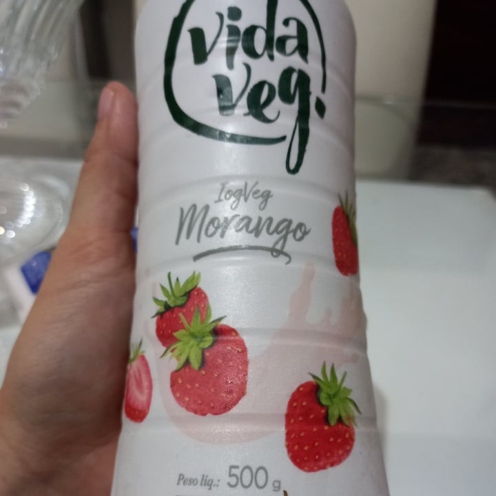 review photo of Vida Veg Iogurte De Morango shared by @betapotock on 30 Aug 2022 - review