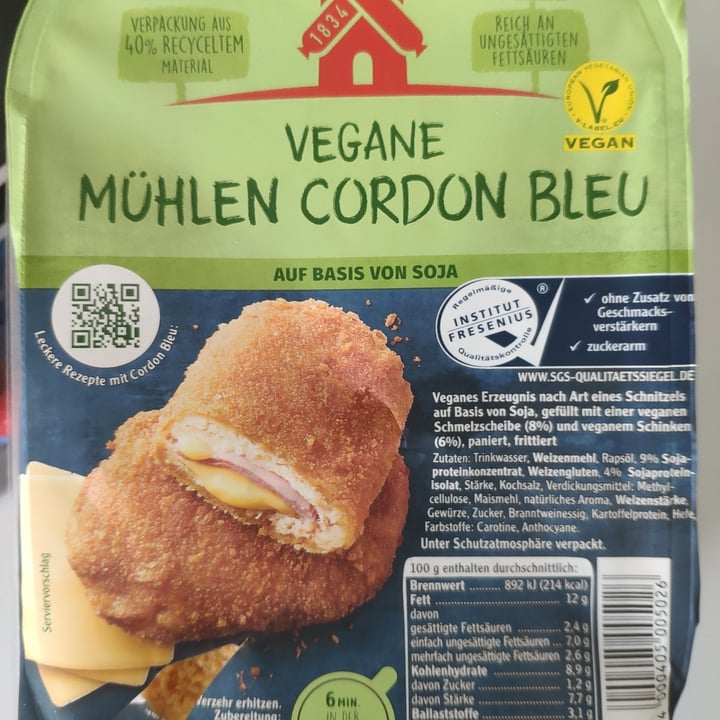 photo of Rügenwalder Mühle vegane mühlen cordon bleu shared by @dayel on  06 Sep 2022 - review