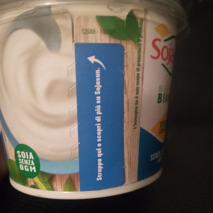 photo of Sojasun Bifidus Bianco (Yogurt) shared by @sonsongb on  26 Oct 2022 - review