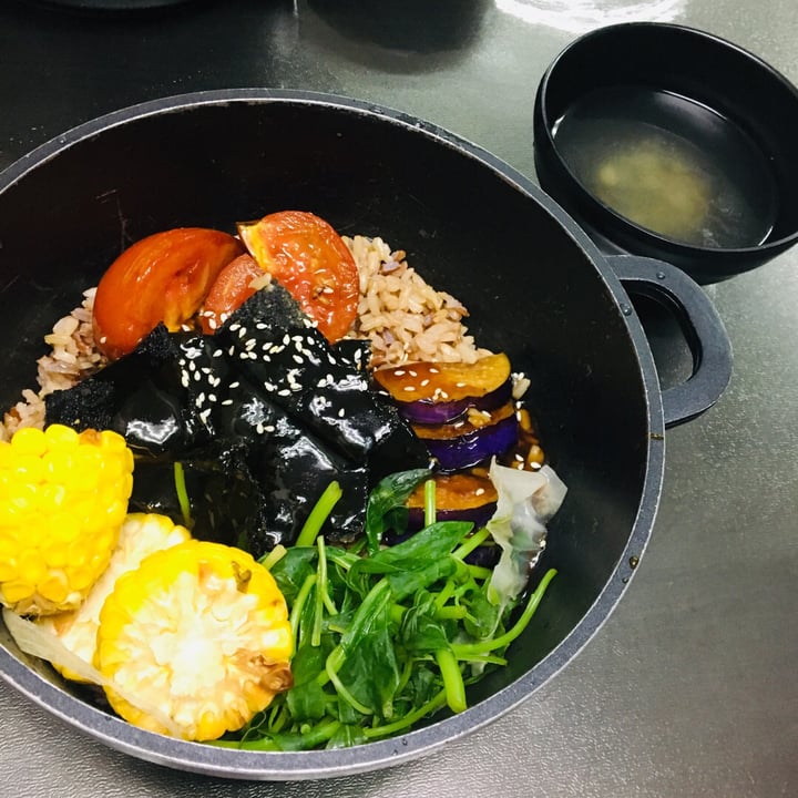 photo of Vege Pot 素砂煲 Claypot “Unagi” Rice shared by @herbimetal on  05 Dec 2019 - review