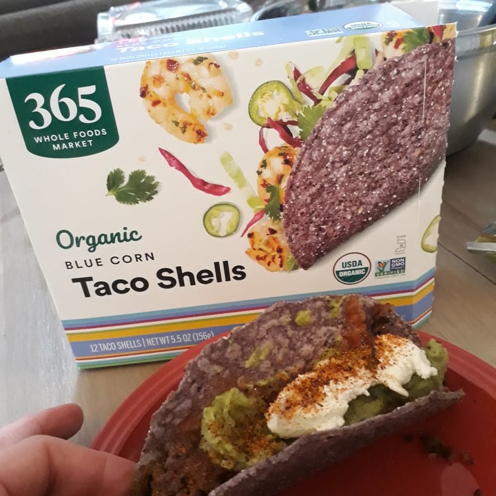 photo of 365 Whole Foods Market Blue Corn Taco Shells shared by @m5giora on  08 Apr 2022 - review