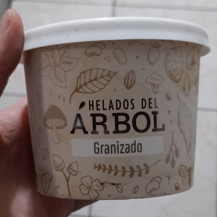 photo of Helados del Árbol helado granizado shared by @lucianafiorella1 on  07 Apr 2022 - review