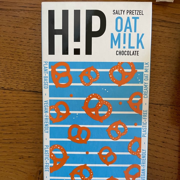 photo of HIP (H!P) Salty Pretzels Oat M!lk Chocolate Bar shared by @bettyfranchi on  17 Jun 2022 - review
