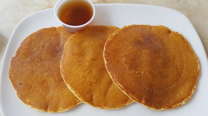 photo of Piggy Bank Vegan Pancakes shared by @4thepiggies on  22 Jul 2019 - review