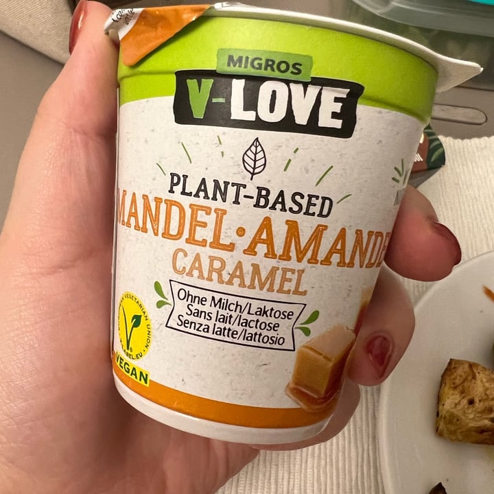 photo of Migros V-Love Plant Based Mandel-Caramel shared by @itsvaleh on  31 Jan 2022 - review