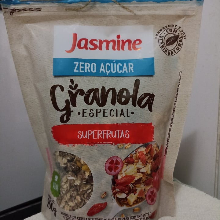photo of Jasmine Granola Especial Superfrutas shared by @mfatanes on  30 Apr 2022 - review