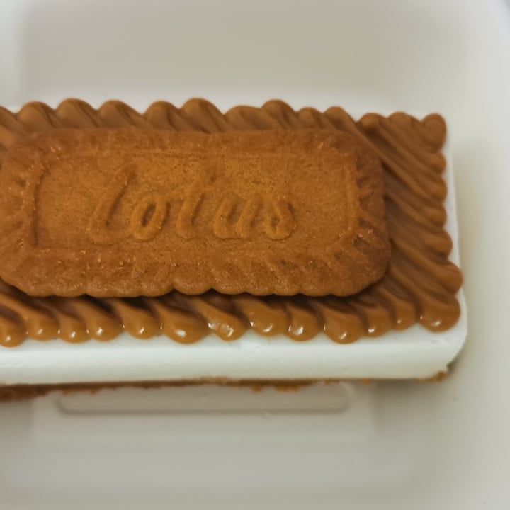 photo of Radagast Vegan Bakery Cheesecake Speculoos Lotus shared by @notbadforavegan on  18 Sep 2022 - review