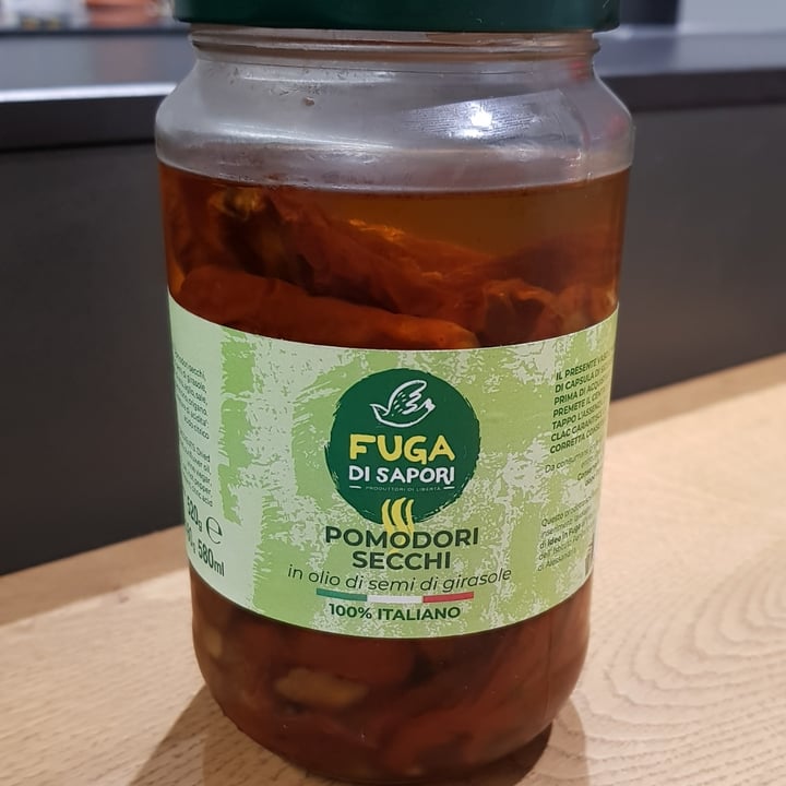 photo of Fuga di sapori Pomodori Secchi In Olio Di Semi Di Girasole shared by @ioboba86 on  05 Jan 2022 - review
