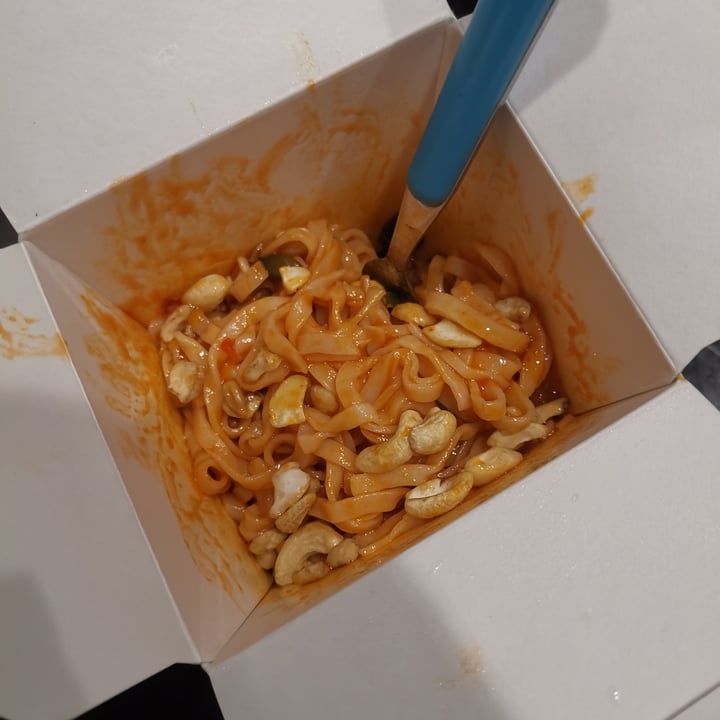 photo of VitAsia Thai Noodles with sweet and sour sauce shared by @lukasser on  05 Oct 2020 - review