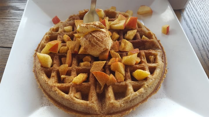 photo of The Buzz Coffee & Cafe Apple crisp vegan waffle shared by @4thepiggies on  12 May 2019 - review