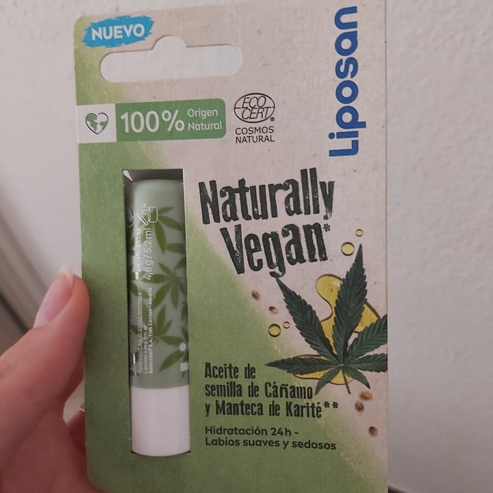 review photo of Liposan Balsamo Labial De Aceite De Semilla De Cáñamo Y Manteca De Karité shared by @carolinacarmele on 26 Nov 2022 - review