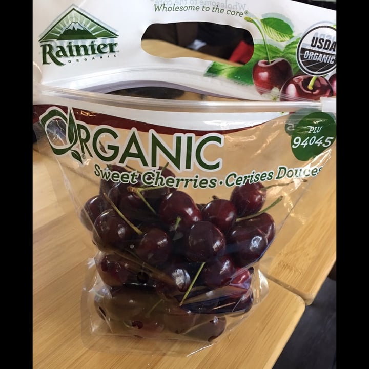 photo of Rainier Organic Sweet Cherries shared by @uzak on  02 Aug 2020 - review
