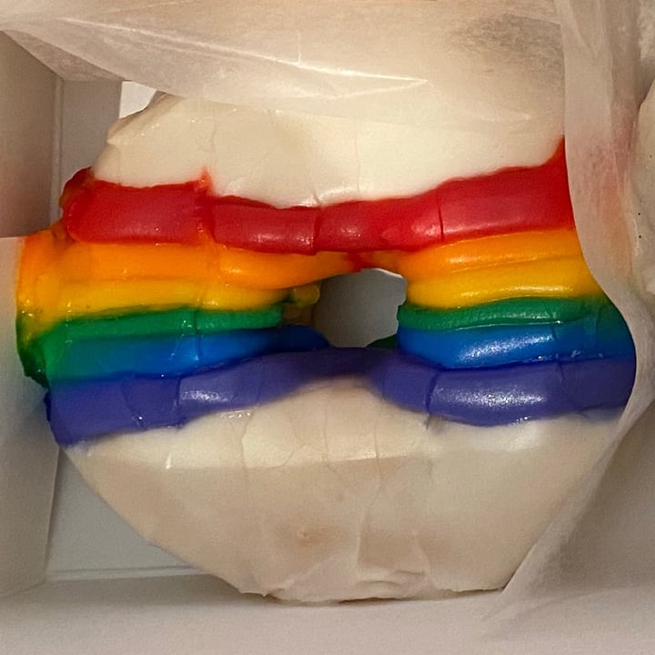 review photo of Oh Doughnuts Bubble Gum Pride shared by @meaghants on 28 Jun 2021 - review