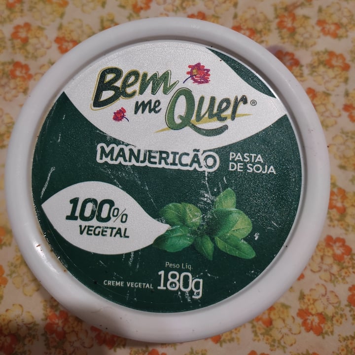 photo of Bem me Quer Pasta De Soja Vegetal Sabor Manjericão shared by @glaucoeros on  17 Apr 2022 - review