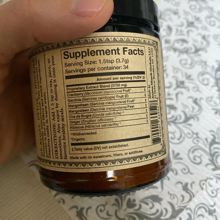 photo of Anima Mundi Apothecary happy belly de-bloat + detox shared by @lilyogimeg on  19 Sep 2022 - review