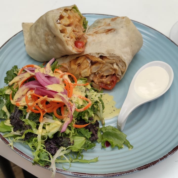review photo of Samadhi Shawarma carne shared by @tatianaroal5 on 31 May 2022 - review