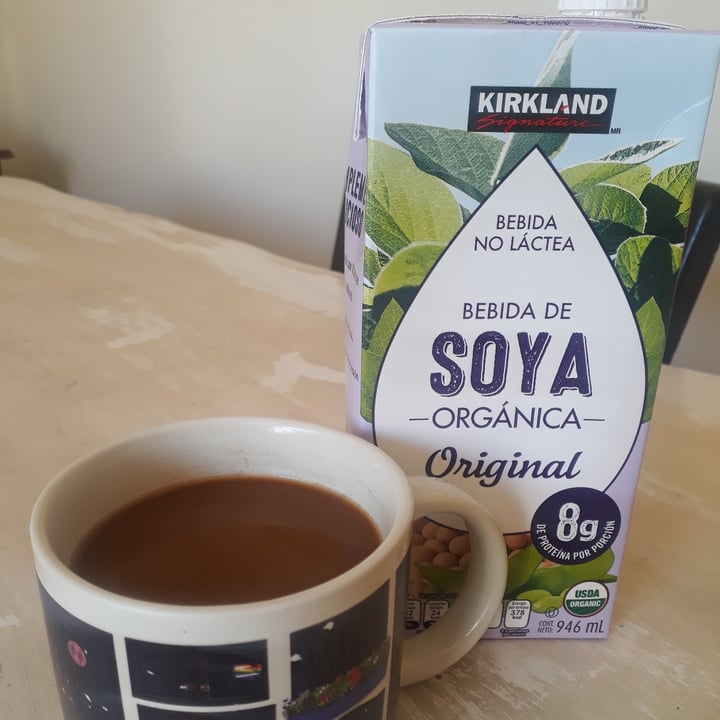 photo of Kirkland Signature Bebida de soya orgánica original shared by @msierra on  04 Feb 2021 - review
