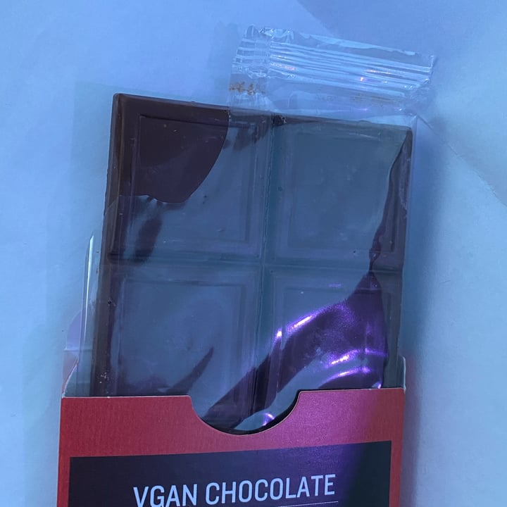 photo of VGAN Chocolate Vegan Chocolate With Hazelnuts & Mulberry shared by @wavvyo on  20 Oct 2022 - review