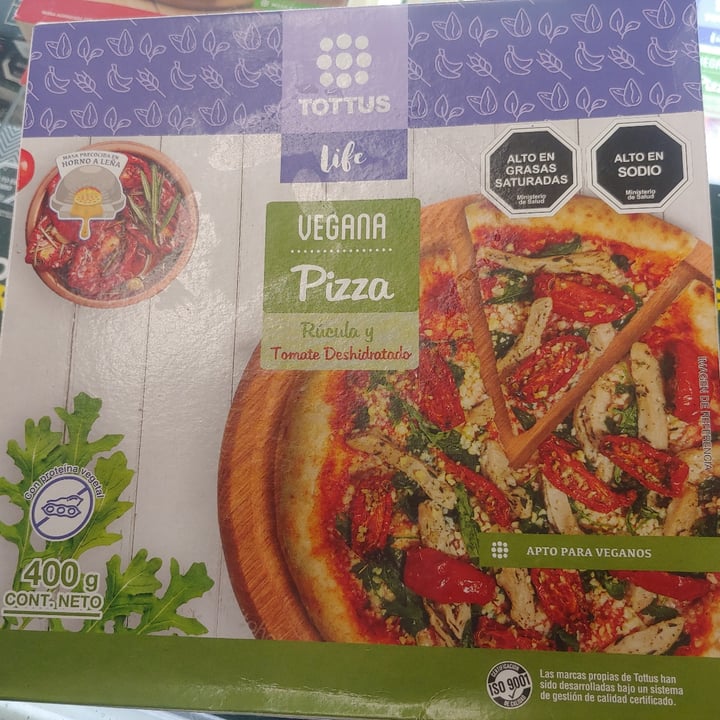 photo of Tottus Pizza vegana shared by @merlotta on  04 Oct 2021 - review