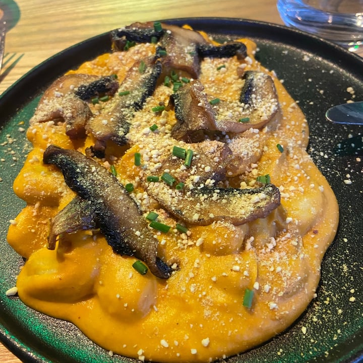 review photo of Greenhouse Canteen & Bar Pumpkin Mushroom Gnocchi shared by @brunasefrin on 19 Sep 2021 - review