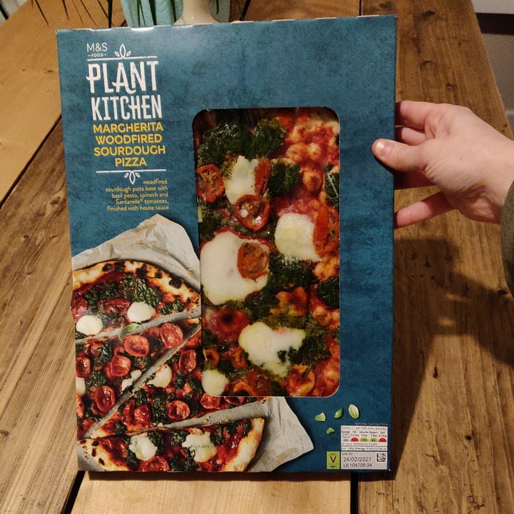 photo of Plant Kitchen (M&S) Margherita Woodfired Sourdough Pizza shared by @inowa on  21 Feb 2021 - review