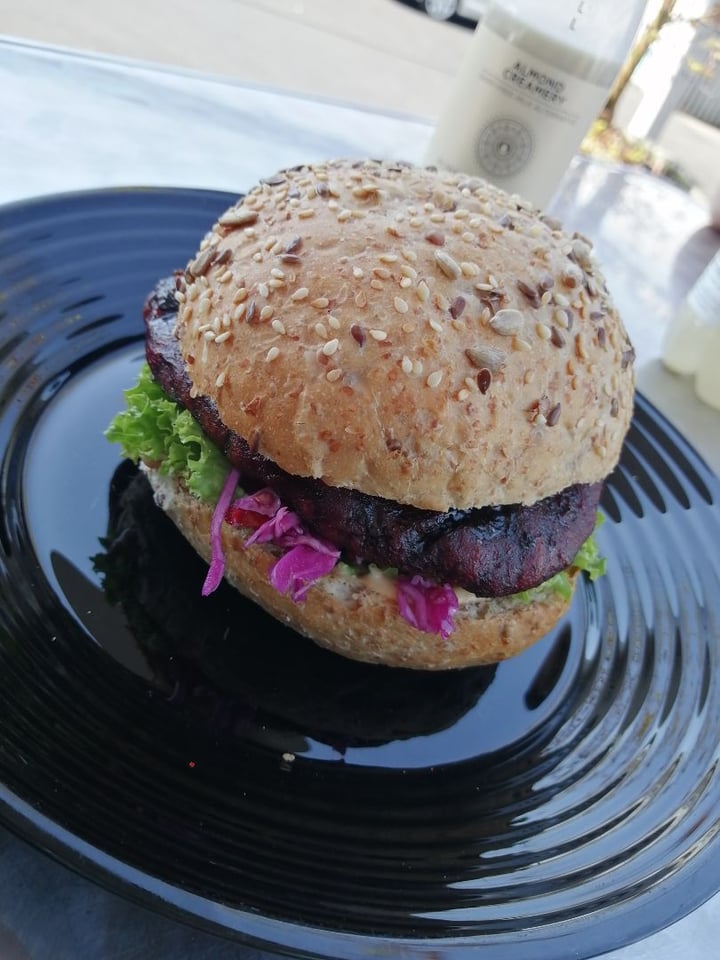 photo of The Fussy Vegan Seitan Rib Burger shared by @marinette on  06 Sep 2019 - review