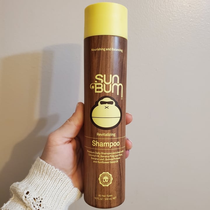 photo of Sun Bum revitalizing shampoo shared by @argosylvia on  07 Nov 2020 - review