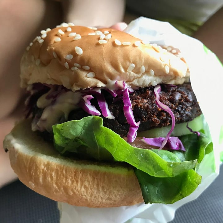 photo of Greendot Northpoint Lentil Mushroom Burger W Tahini Sauce shared by @gretchforveg on  20 Jun 2020 - review