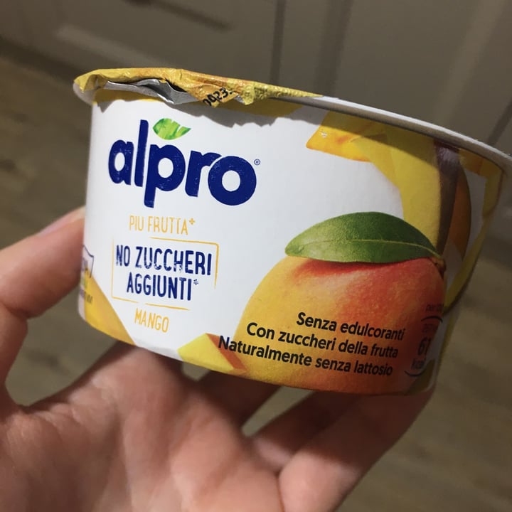 review photo of Alpro Mango Yogurt (No Added Sugars) shared by @direiellie on 05 Jan 2022 - review