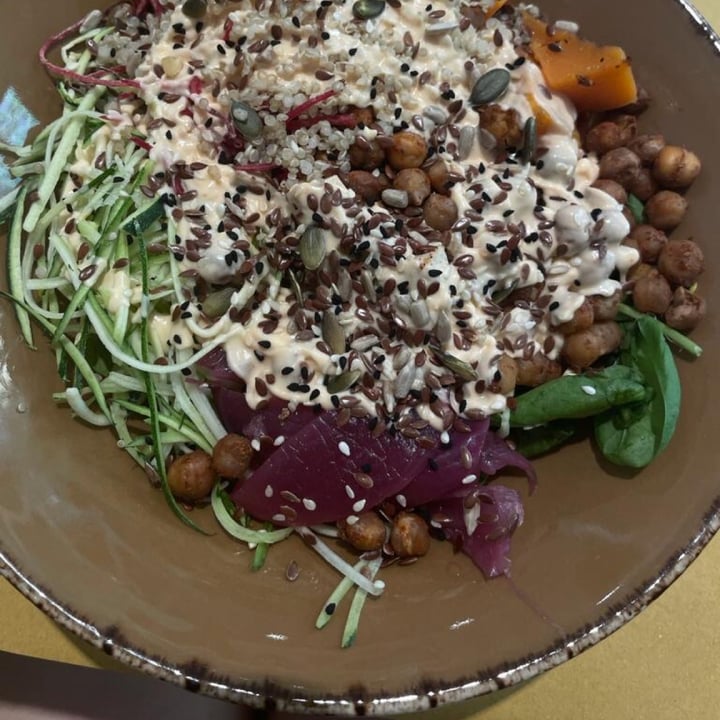 photo of Shake Café Vegan Bowl shared by @caterinaviti on  25 Aug 2021 - review