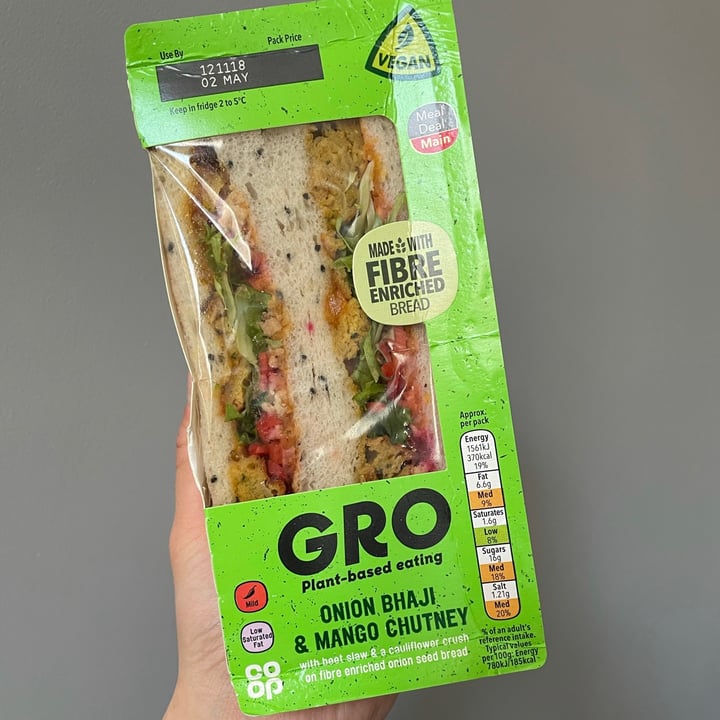 review photo of GRO Onion Bhaji & mango chutney sandwich shared by @siennajas on 30 Apr 2021 - review