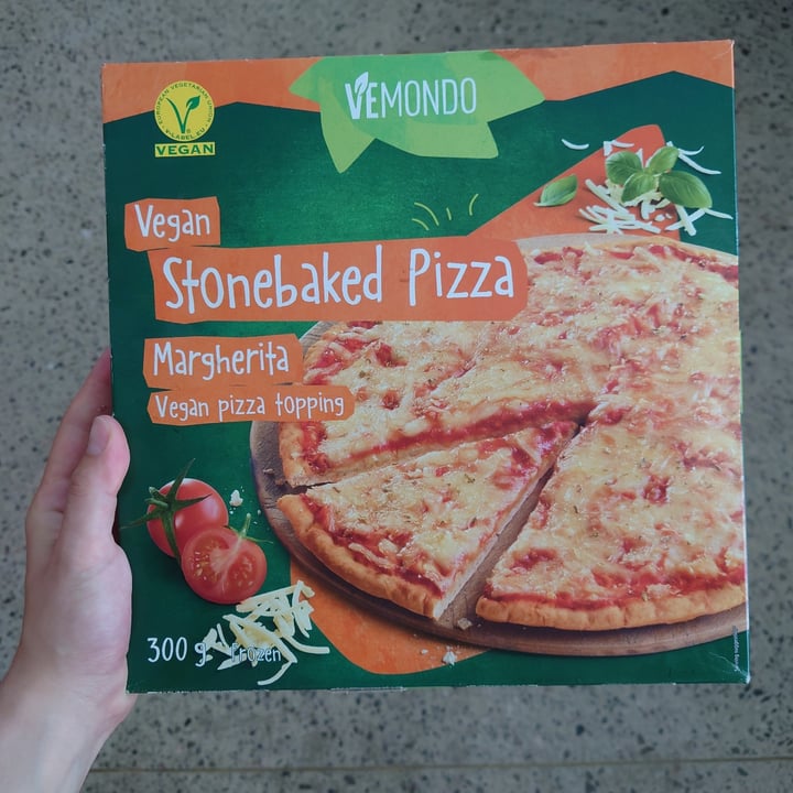 photo of Vemondo  Stonebaked Pizza Margherita shared by @yudofu on  01 Sep 2022 - review