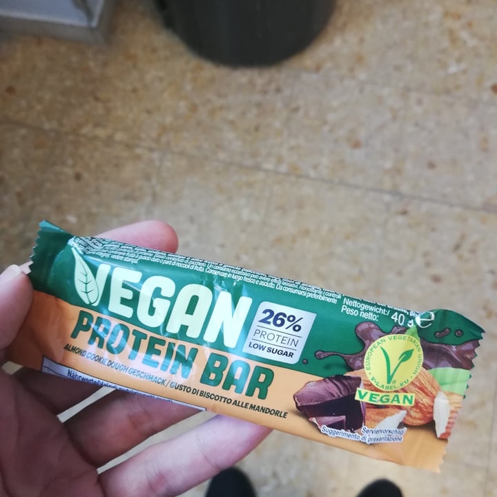 review photo of Vegan Protein Bar Almond Cookie Dough Geschmack / Gusto Di Biscotto Alle Mandorle shared by @helello on 09 Jun 2022 - review