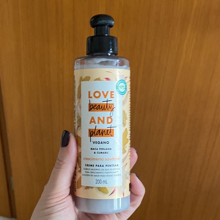 review photo of Love Beauty and Planet Creme Para Pentear shared by @anaovalhe on 10 May 2022 - review
