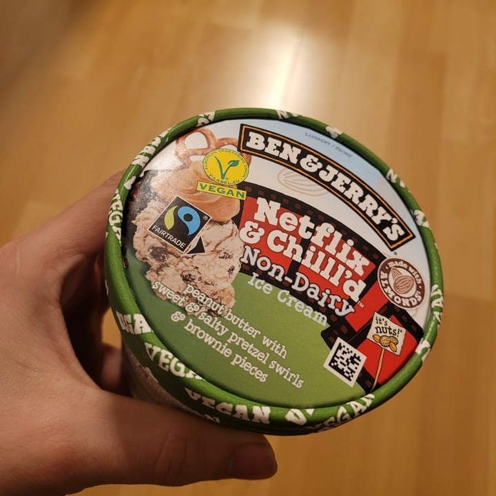 photo of Ben & Jerry's Netflix & Chilll'd Non-Dairy Frozen Dessert shared by @bimip9 on  22 Mar 2022 - review