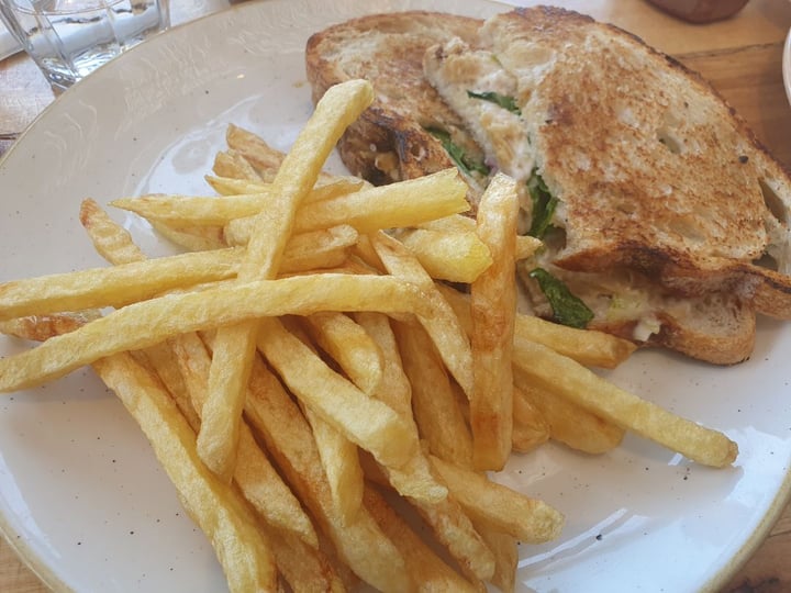 photo of Jackson’s Real Food Market Bryanston Toasted Chicken Mayo shared by @sunshineyum on  06 Mar 2020 - review