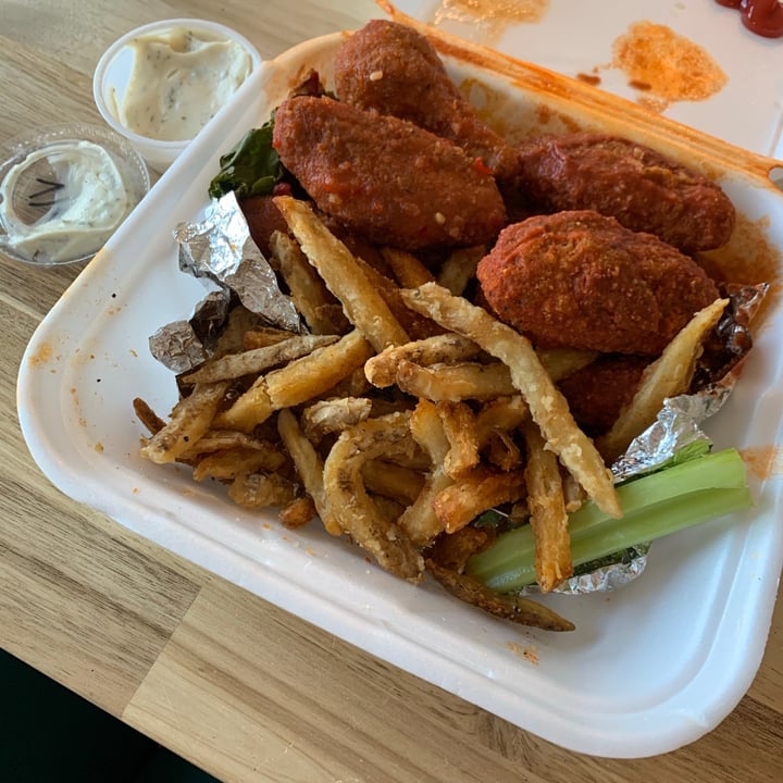 photo of Wing King Vegan Wings & Fries - Cajun Hot & Sweet Garlic Sauces shared by @candidlycam on  20 May 2021 - review