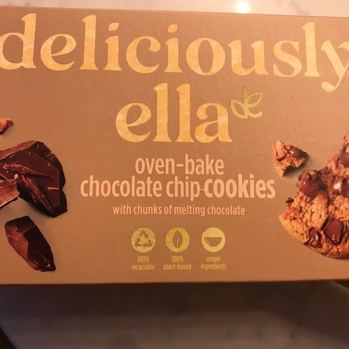 photo of Deliciously Ella Oven Bake Chocolate Chip Cookies shared by @alistar on  05 Dec 2021 - review