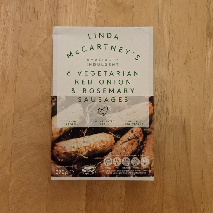 photo of Linda McCartney's 6 Vegetarian Red Onion & Rosemary Sausages shared by @holaori on  17 Jan 2021 - review