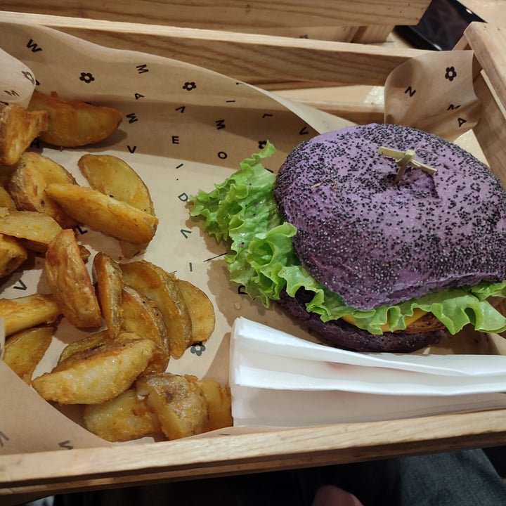 photo of Flower Burger Roma Flower burger shared by @valegi on  03 Dec 2022 - review