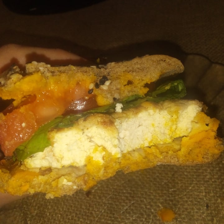 photo of Veganesh Sandwich de Tofu shared by @nago on  07 Oct 2020 - review