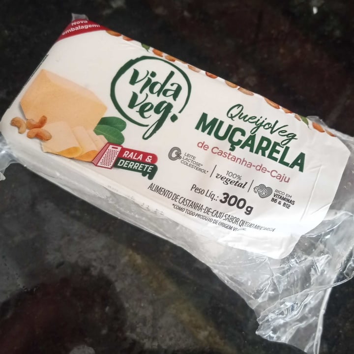 photo of Vida Veg mussarela shared by @fevisciani on  24 Aug 2022 - review