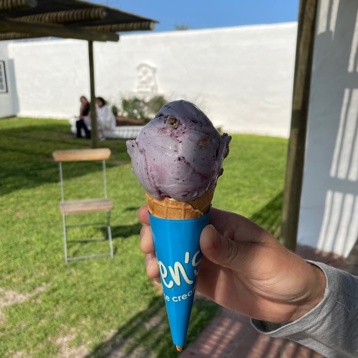 photo of Kristen's Kick-Ass Ice Cream - Heritage Market Blueberry shortcake shared by @capetownvegan on  11 Sep 2021 - review