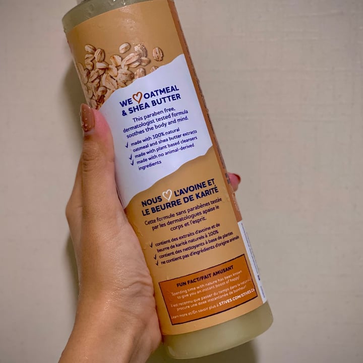 photo of St. Ives Oatmeal and Shea Butter Soothing Shower Gel shared by @harpreetk on  24 Aug 2021 - review