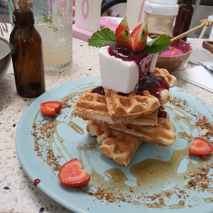 review photo of KYND COMMUNITY Dream Boat Waffle shared by @gloryms on 21 Sep 2020 - review