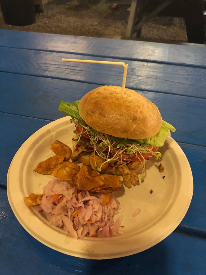 photo of Earth Aloha Eats BBQ “Chicken” Sandwich shared by @raatz on  06 Oct 2019 - review