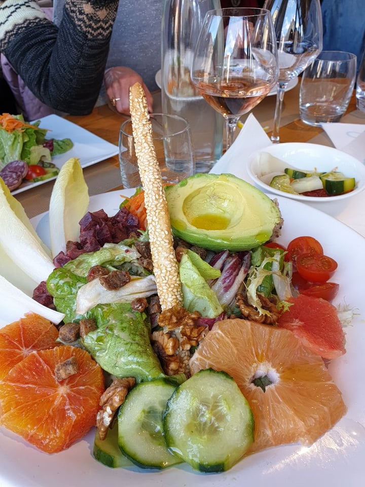 photo of Le Français Salade vegan shared by @pepita43 on  08 Mar 2020 - review
