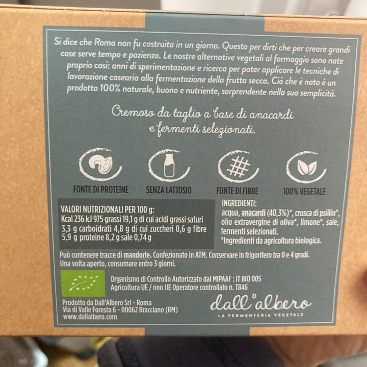 photo of Dall’Albero La Fermenteria Vegetale Anastracchino Bio shared by @fraceck on  03 May 2022 - review
