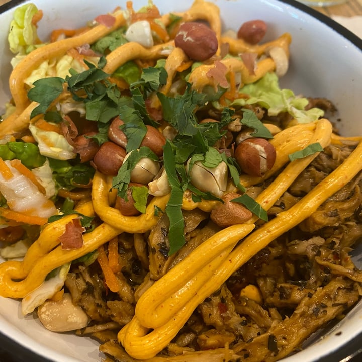 photo of Wild & The Moon Opéra Jack’s bowl shared by @beaandveganfood on  25 Mar 2022 - review
