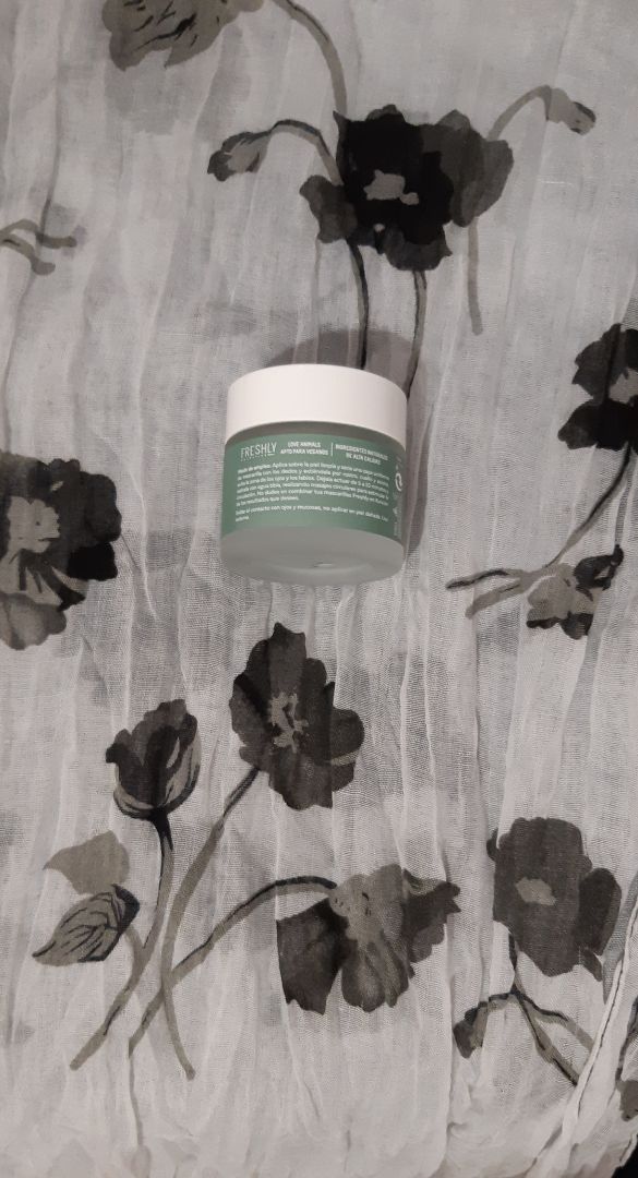 photo of Freshly Cosmetics Emerald Clay Facial Mask shared by @supernessa80 on  08 Dec 2019 - review